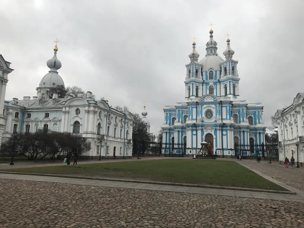 Гостевой дом Гест Хаус на Суворовском Проспекте в Санкт-Петербурге: 🔥  цены, фото, отзывы. Забронировать номер в отеле Гест Хаус на Суворовском  Проспекте — Суточно.ру