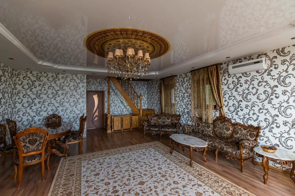 Шикарная вилла на берегу моря