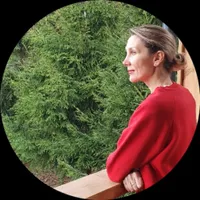 Юлия Попова