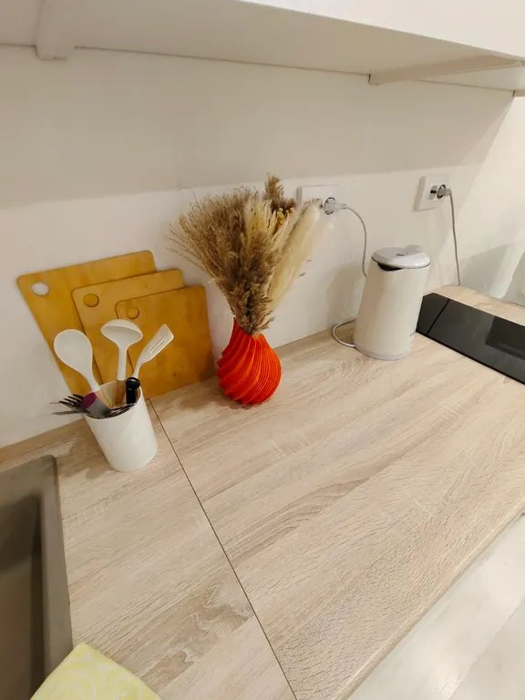 Светлая минималистичная студия в новом уютном районе ЮГ- 2