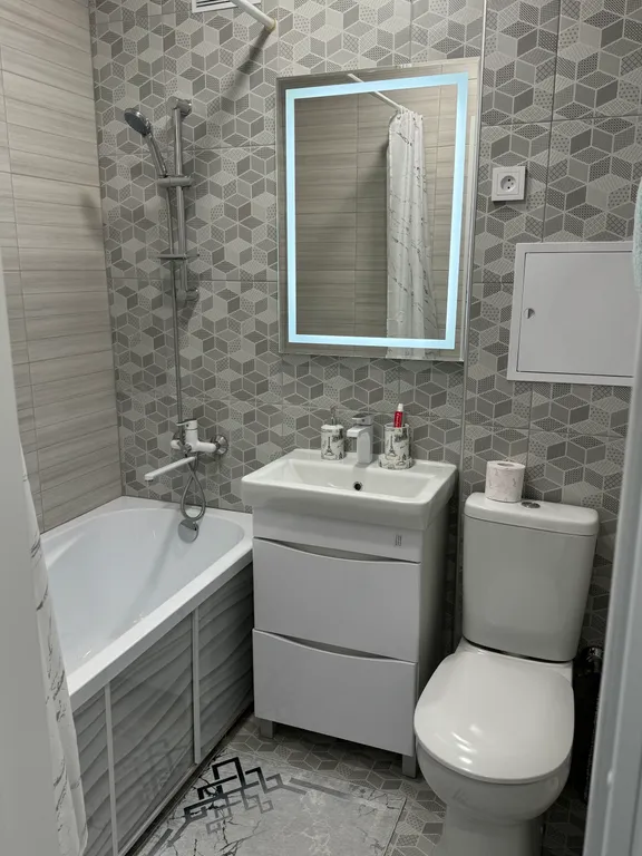 Самый центр!Площадь Победы!!!Васильки!!!