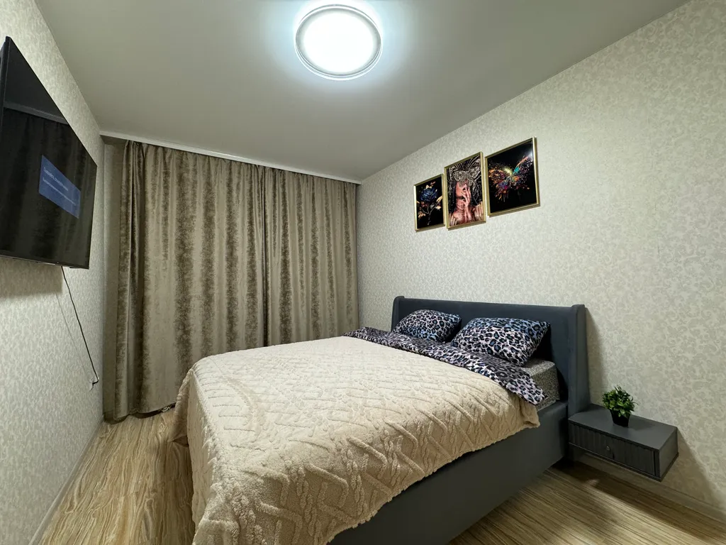 Большая квартира 3-комнатная с мансардой