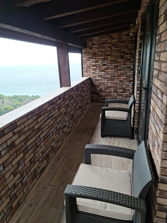 Люкс студия возле парка с видом на море