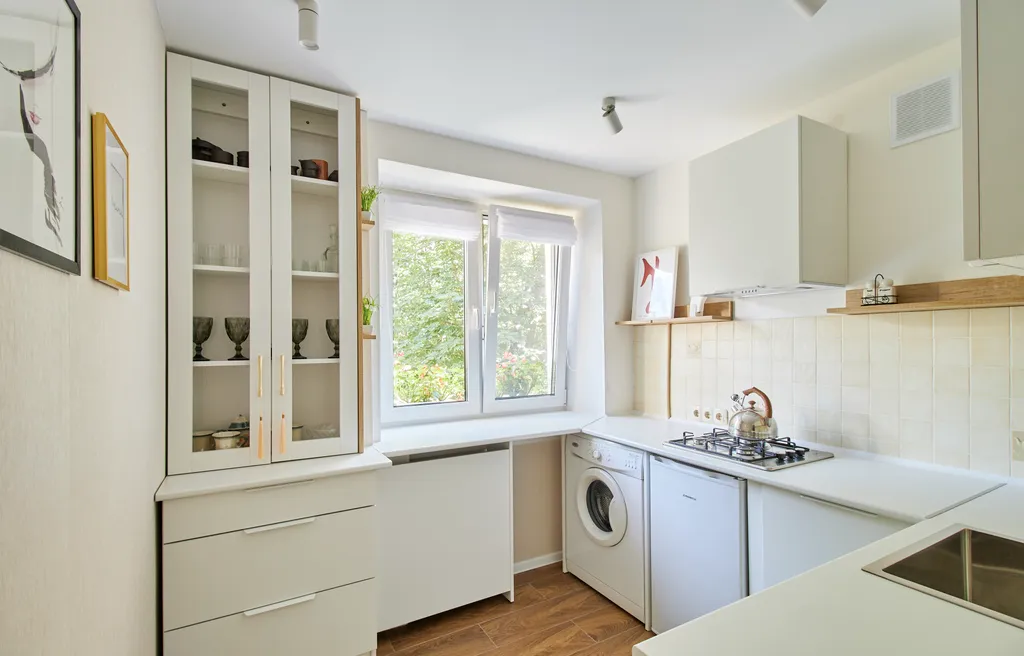 Бежевый Шёпот