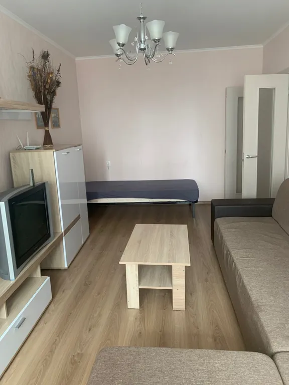 Двухкомнатная квартира у тц Июнь и тц 4daily