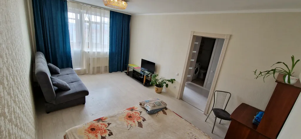 Светлая квартира — аренда посуточно в Нижневартовск