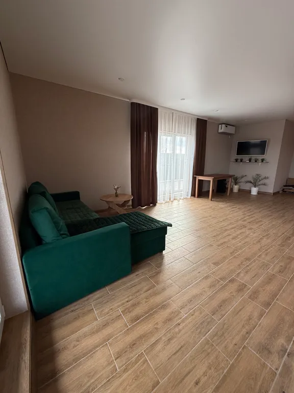 Новый дом с подогреваемым бассейном