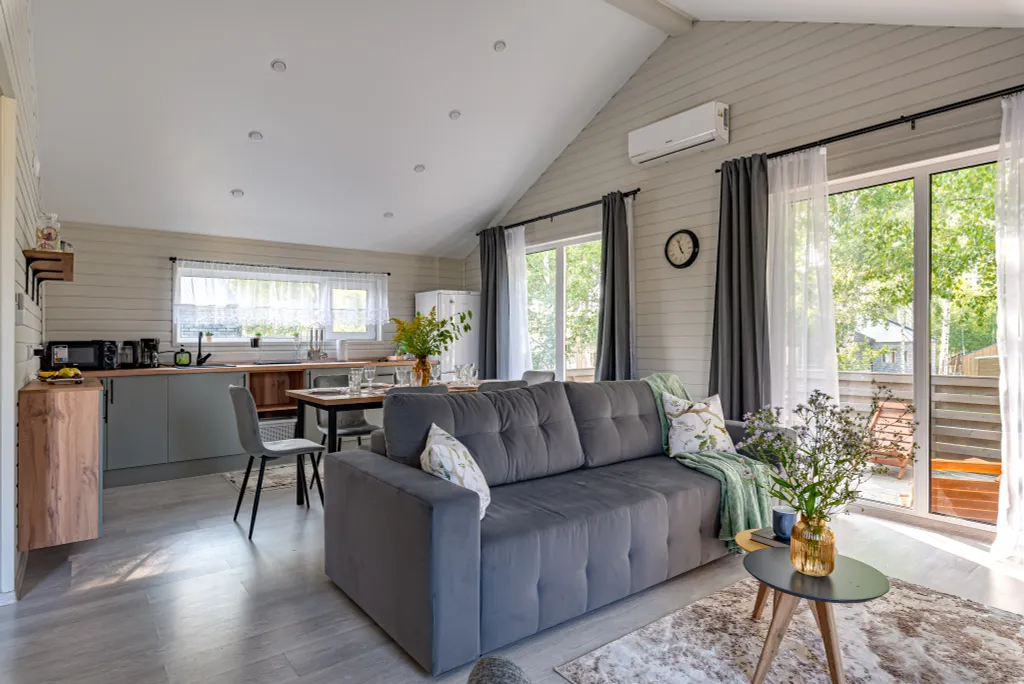 Альпийский - дом с костровой чашей и колонкой Алиса