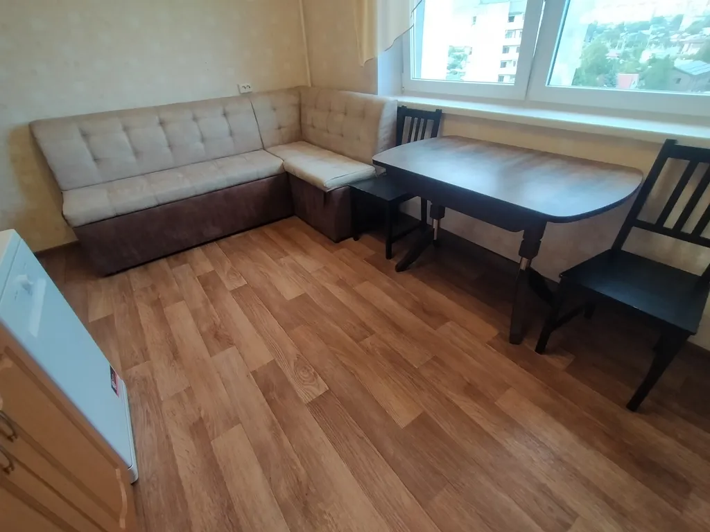 Квартира рядом с ТРЦ Родник