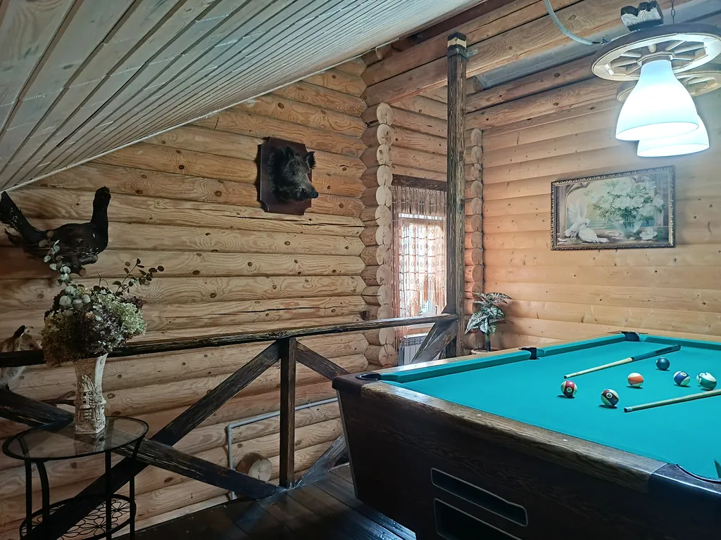Уютный дом с бильярдом и сауной на побережье водохранилища