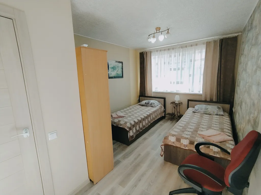 Двухэтажные таунхаусы с личной территорией под ключ