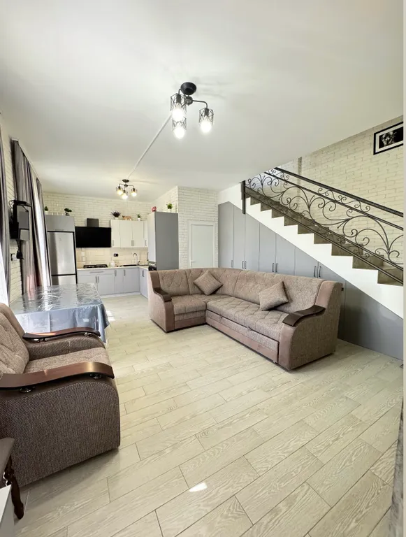 Уютный дом среди гор с джакузи