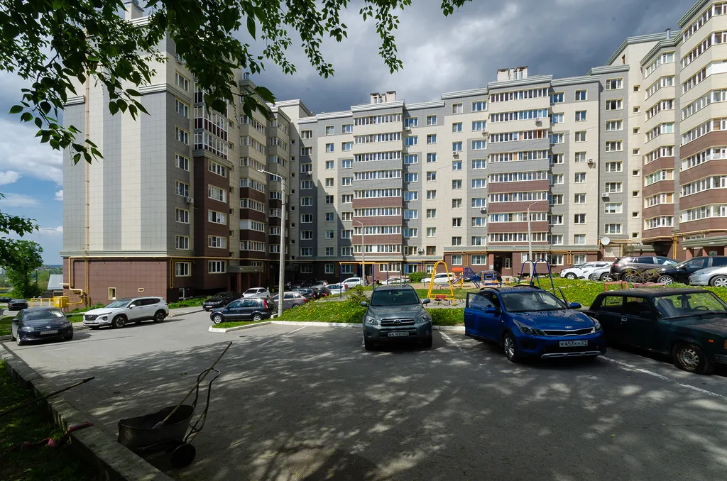 2 комнатная в центре "Просторная"