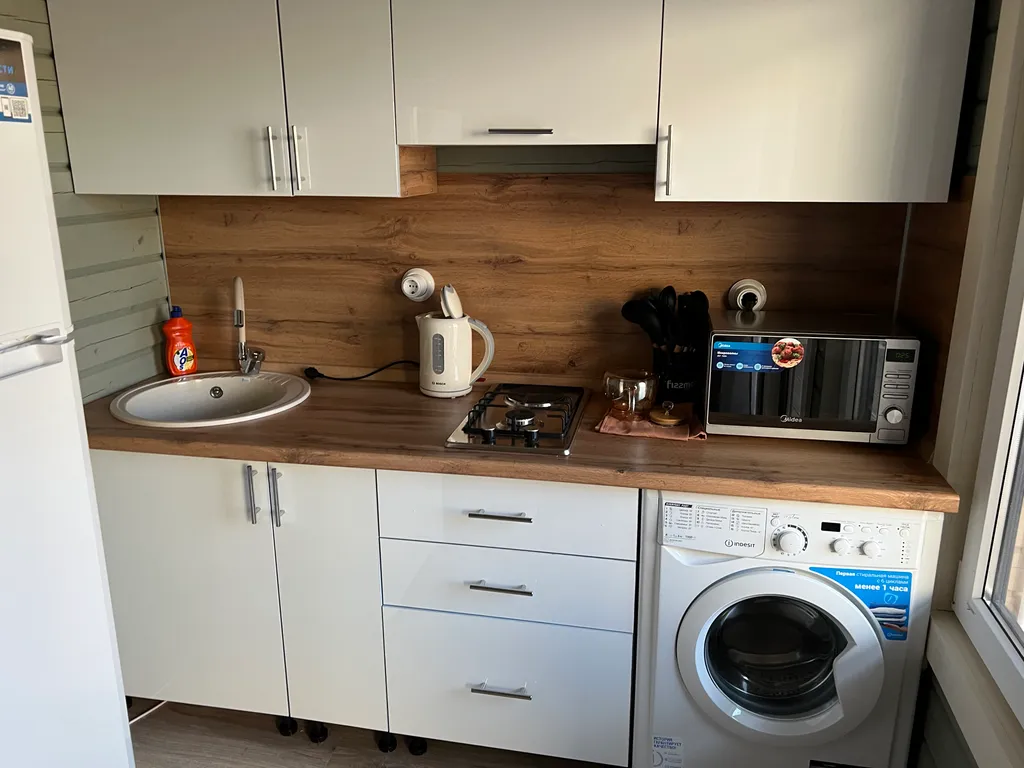 Домик у Каспийского моря