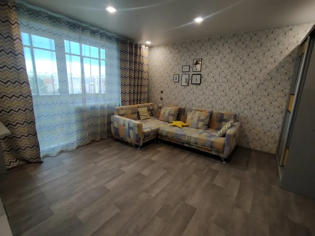 Квартира рядом с ТРЦ Родник