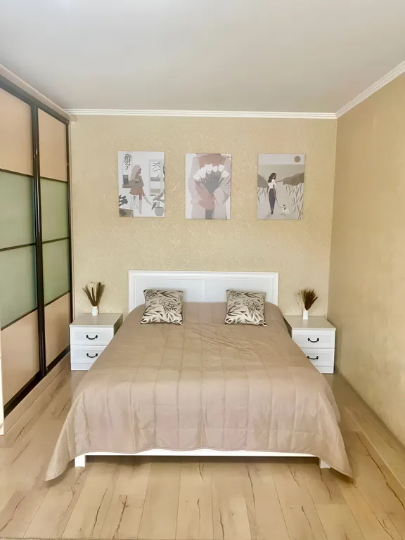 Уютная студия в центре с великолепным видом на горы