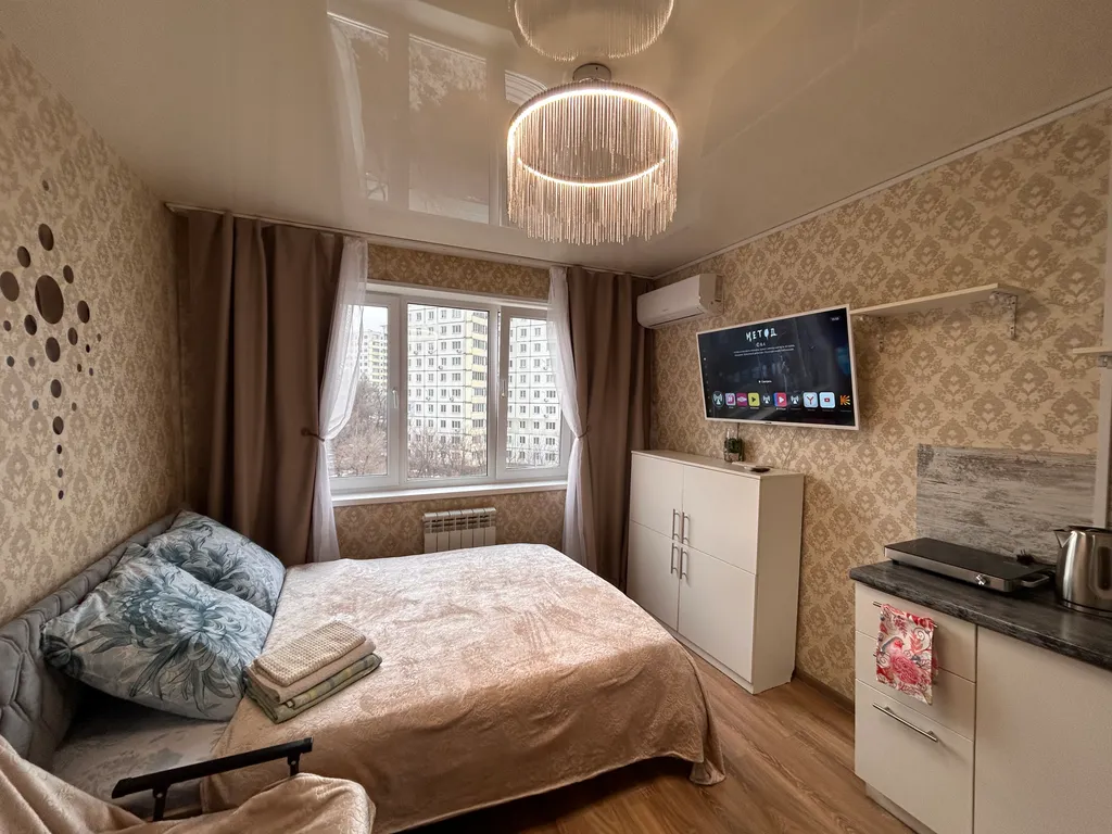 Уютная студия с видом на море и город