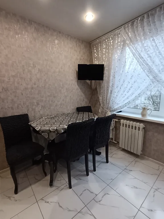 Красивая квартира в центре Городка