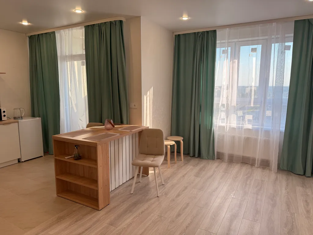 Новая квартира в новом ЖК в центре города с живописными видами из окна