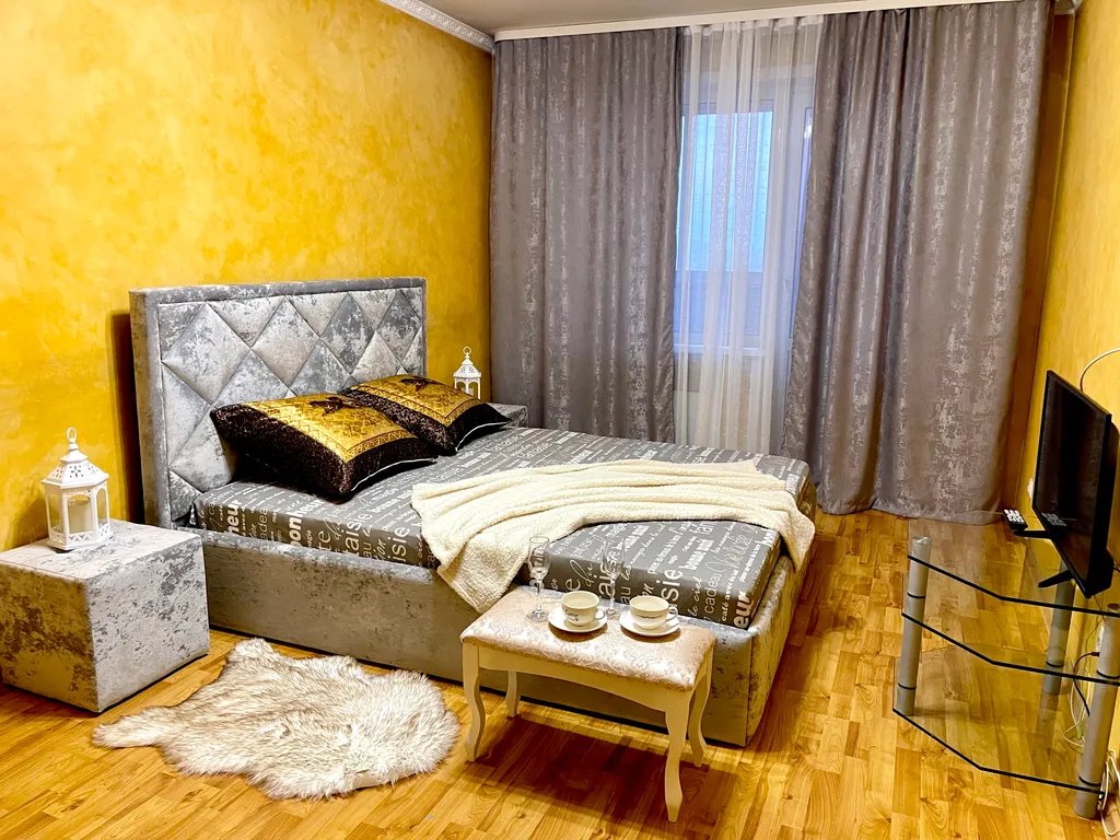 Квартира возле ТЦ Огни — аренда посуточно в Барнаул