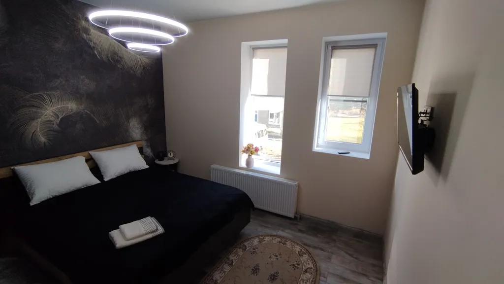 Двухэтажные апартаменты в центре, своя мангальная зона и тёплый гараж