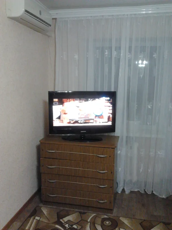 Квартира 2-комнатная Квартира — Евпатория