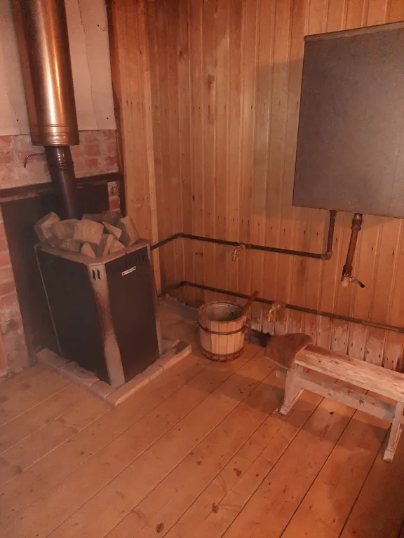 Уютный двухэтажный домик в 25 километрах от Великого Новгорода