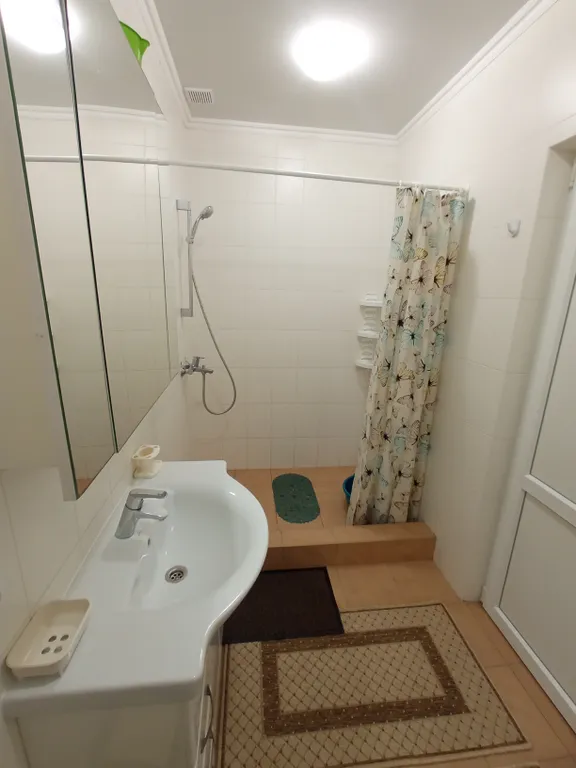 Комната уютная с удобствами