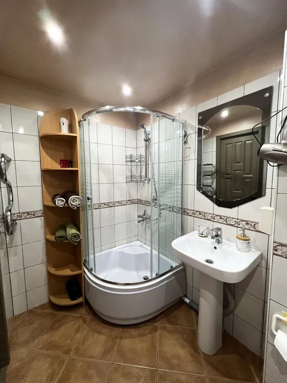 1‑комн. квартира в центре Мурманска на ул. Планерная, 3