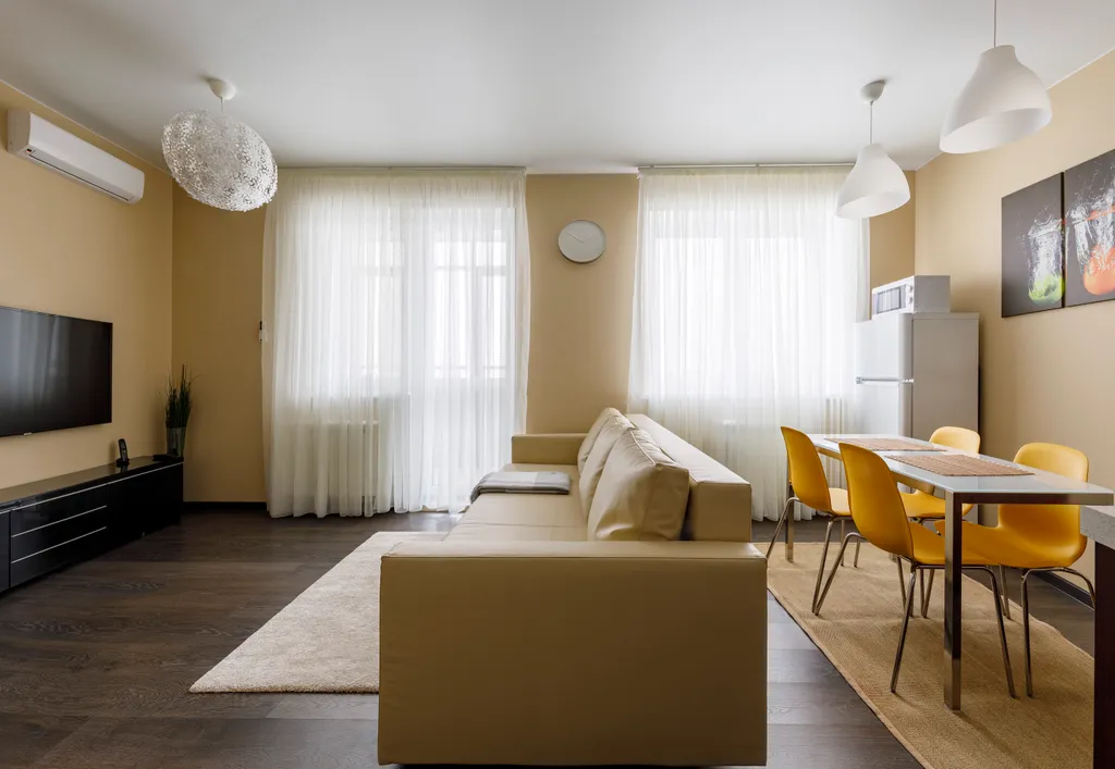 Студия с видом на реку