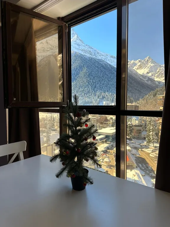 Светлая чистая квартира в центре Домбая рядом с канатной дорогой