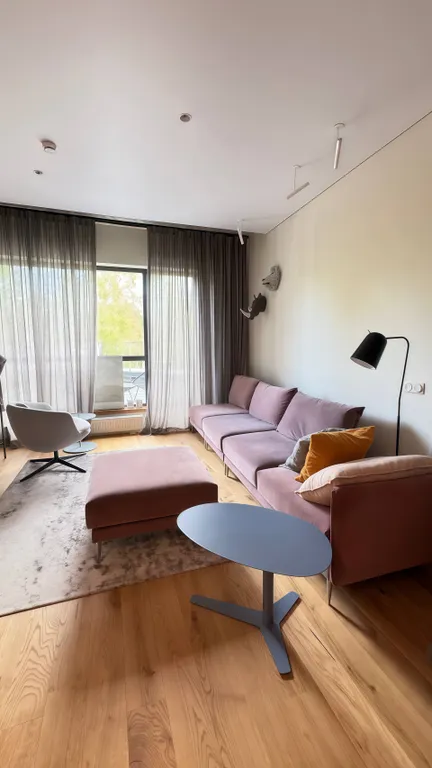 Стильная квартира у моря с террасой