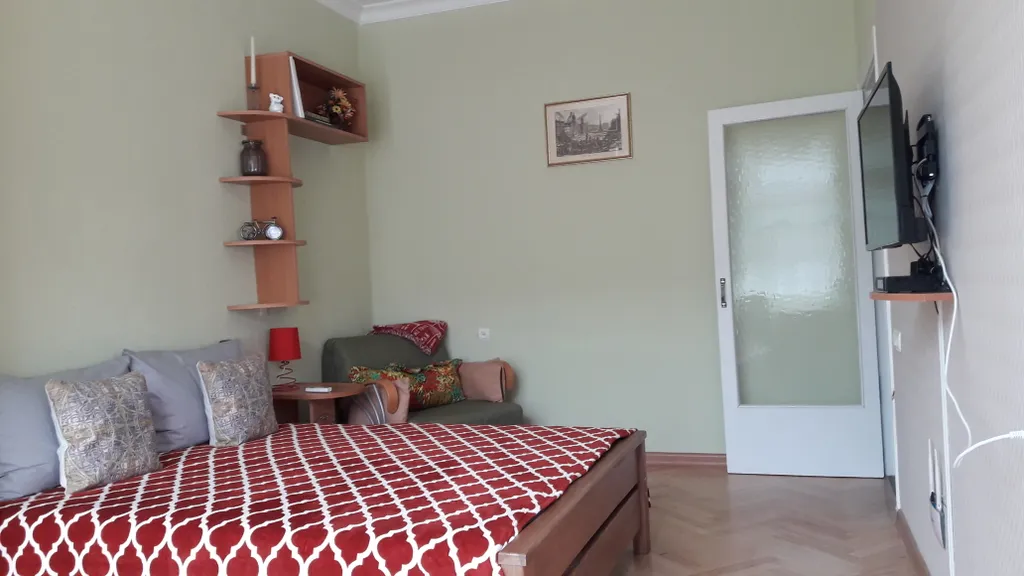 Квартира Отличная квартирка — аренда посуточно в Тбилиси