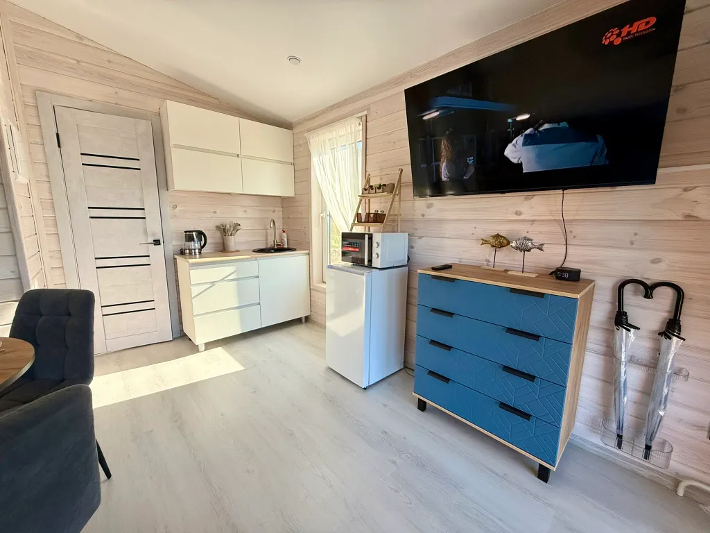 Home with pool-дом на берегу Рыбинского водохранилища