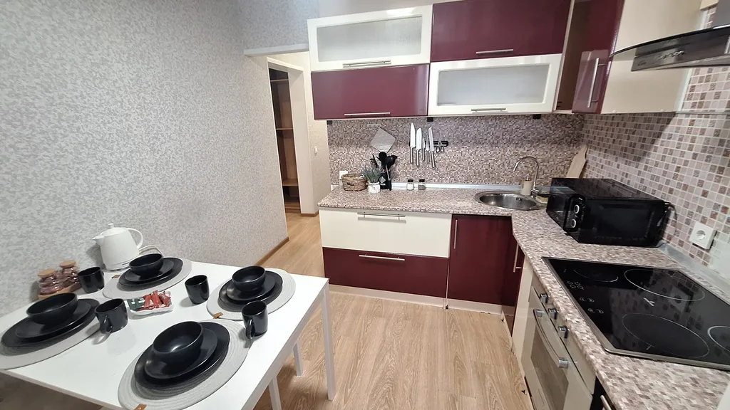 Квартира Квартира Пoлнoцeннaя 2-уx кoмнатная большая квapтирa с раздельным санузлом — Янино-1