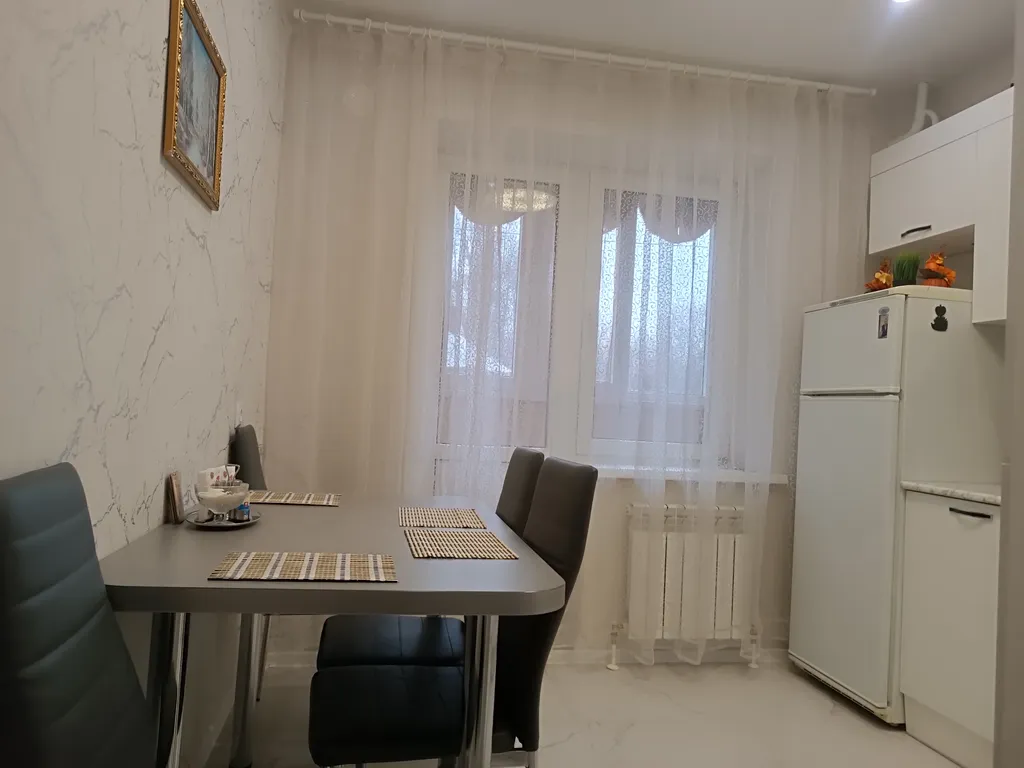 Уютная квартира у Парка Победы и Бульвара