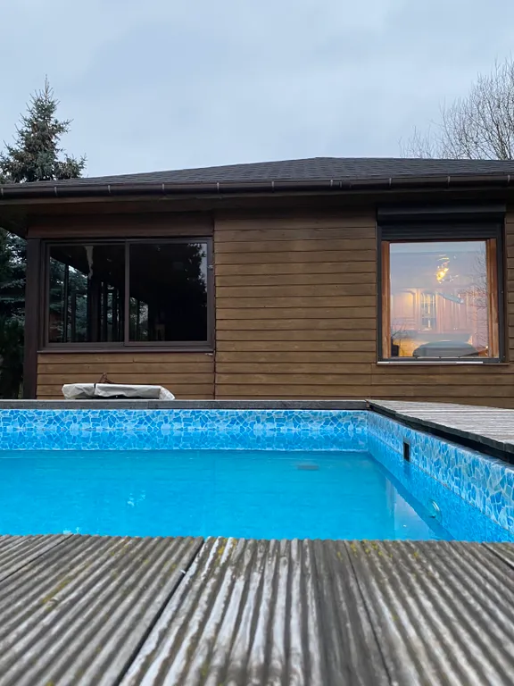 Коттедж Уютный домик в Стрельне с бассейном, русской баней и банным чаном — Санкт-Петербург