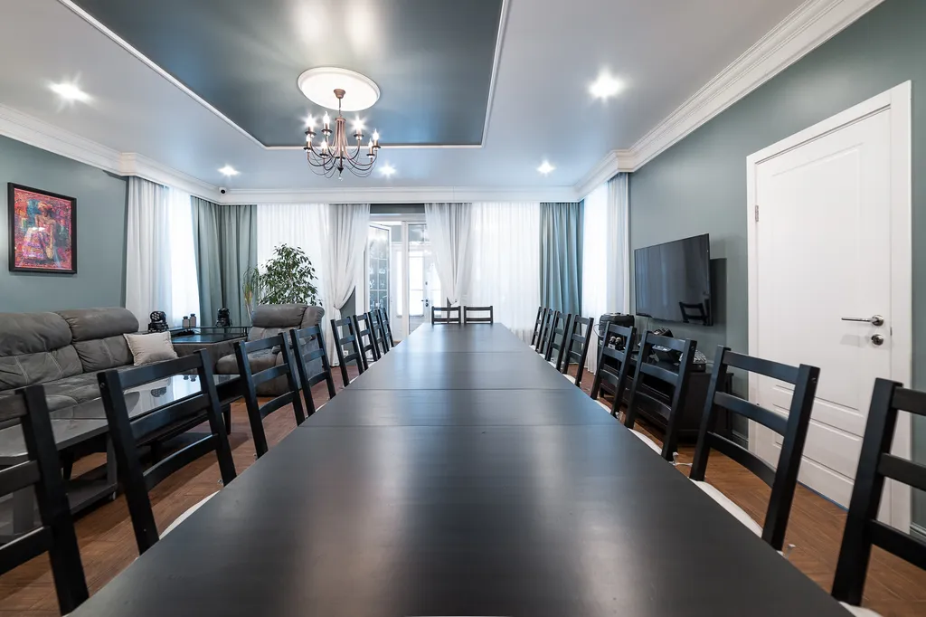 Коттедж 8-комнатный Дом — Голиково