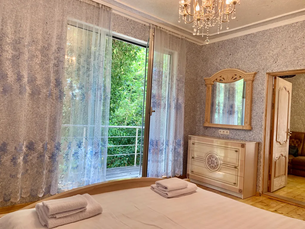 Уютный небольшой дом с кухней и сауной