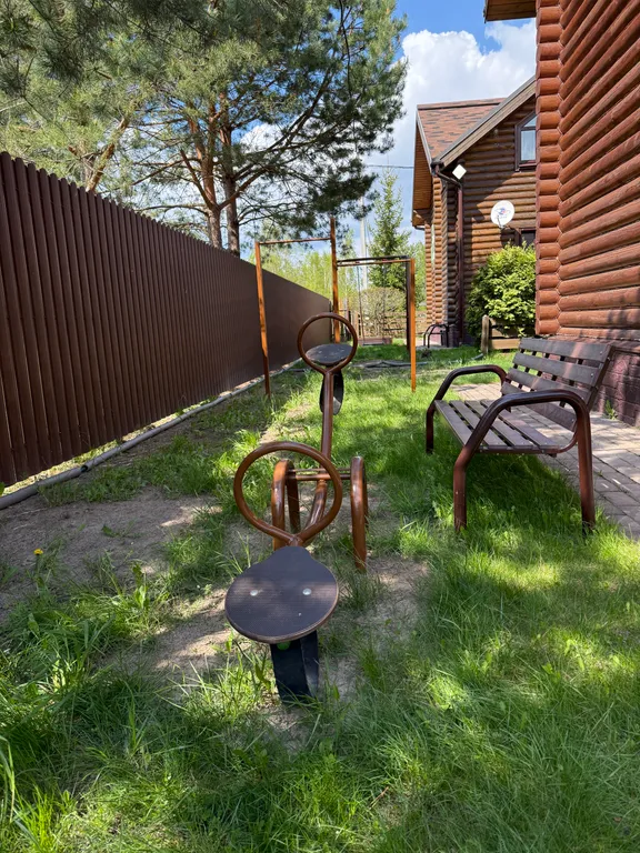 Дом на озере