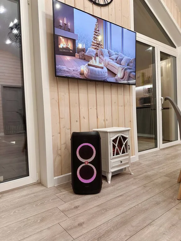 Коттедж Красивый дом с 2 спальнями — Ропша