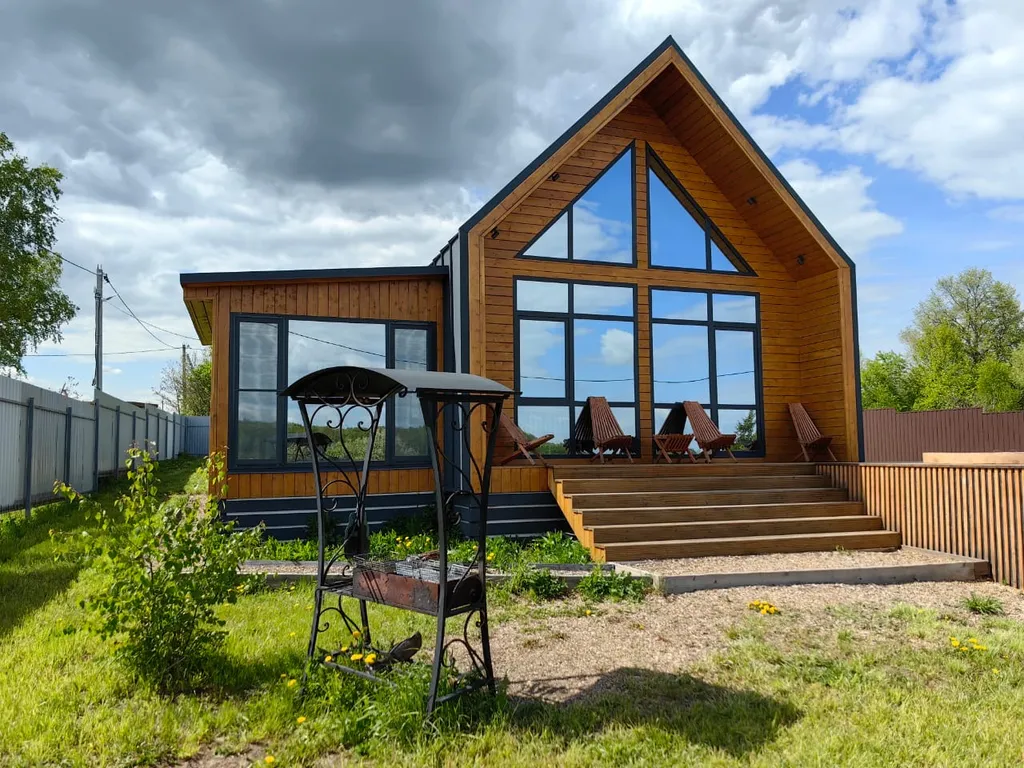 Новый уютный дом в тихом месте