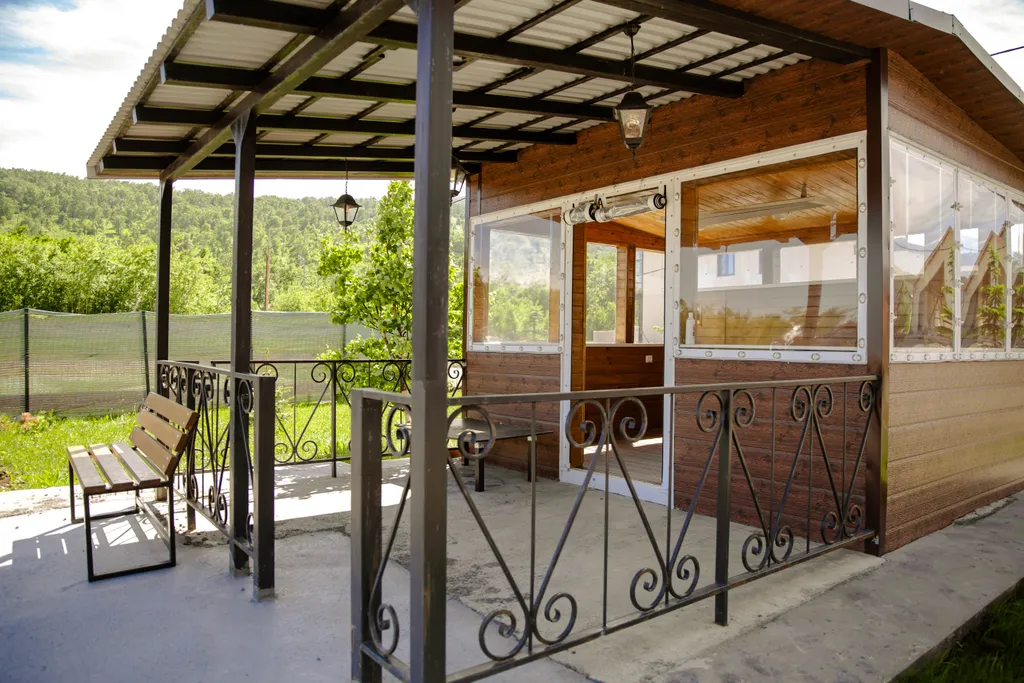 Двухместный коттедж с видом на горы