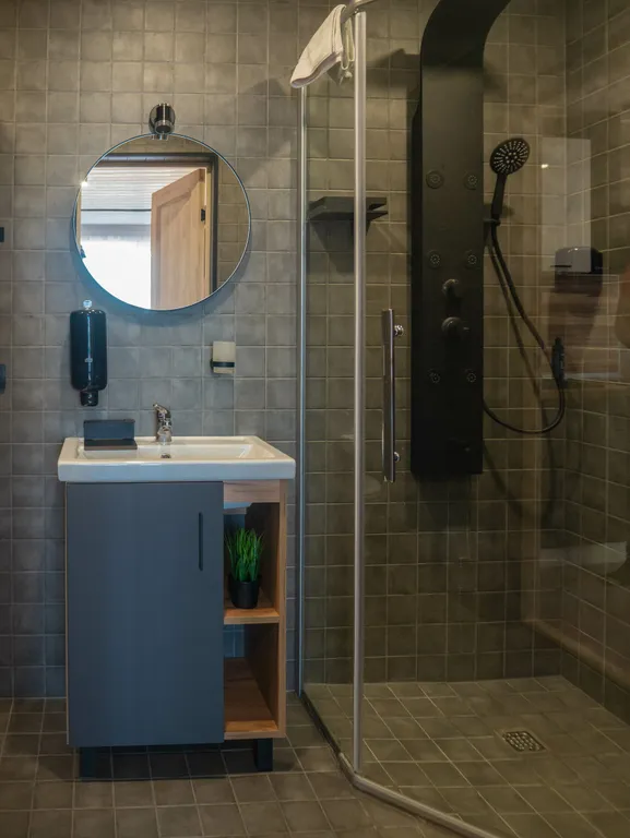 Коттедж Уютный коттедж (2+1) с видом на озеро — Ольховка