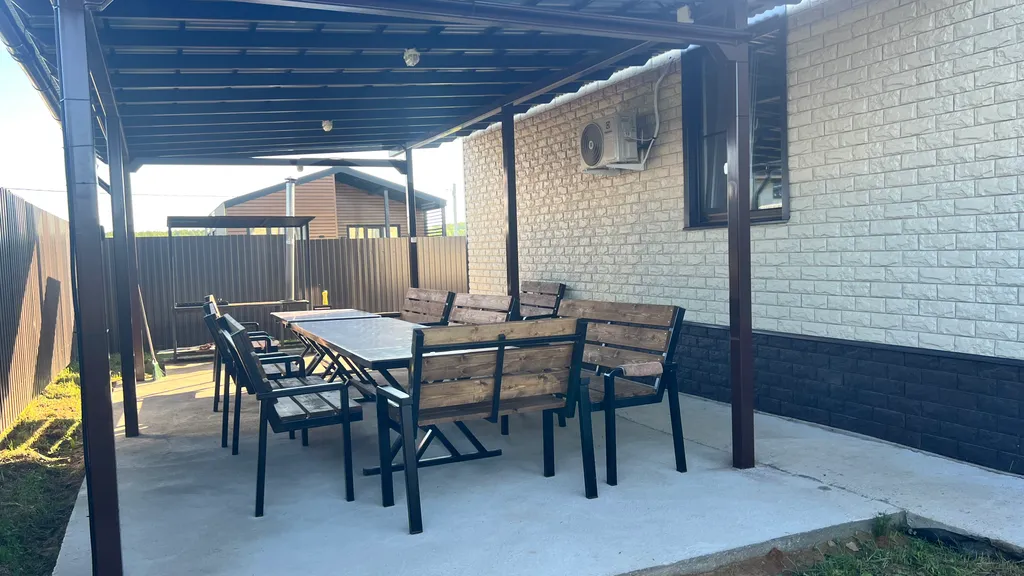 Частный дом в природе