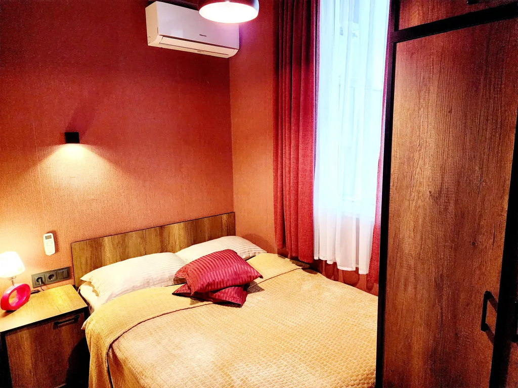 Уютная квартира с большим балконом и видом на город