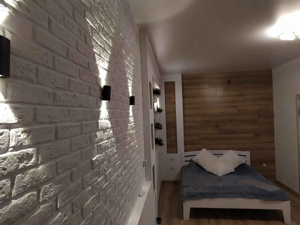 Уютная квартира в самом центре города, напротив института НПИ