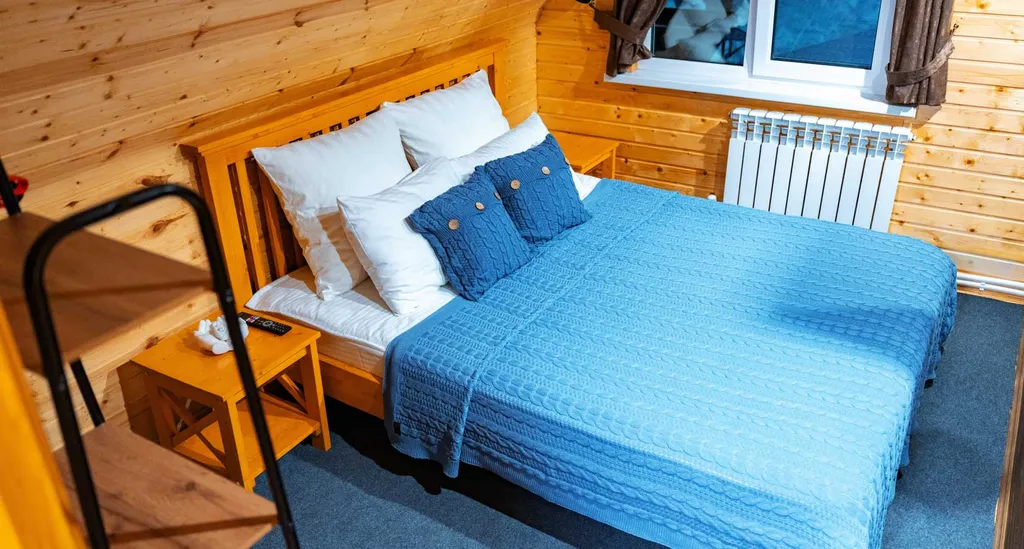 Домик с бассейном Арик