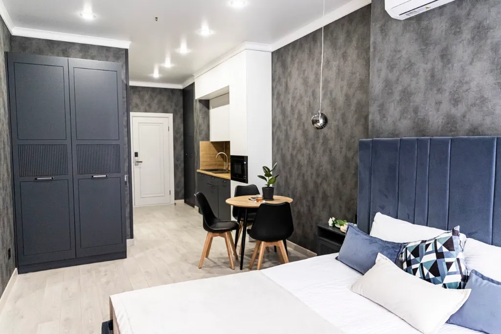 Стильные апартаменты "Графит" Делюкс в центре Краснодара на набережной