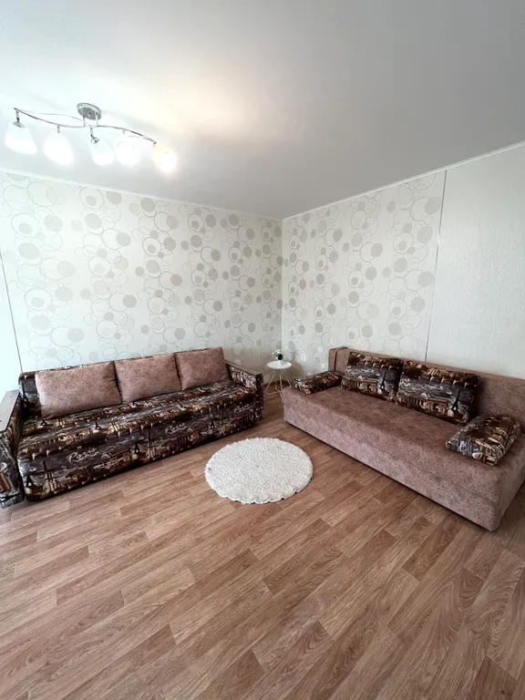 Чистая, уютная 2-комнатная квартира в районе центрального рынка